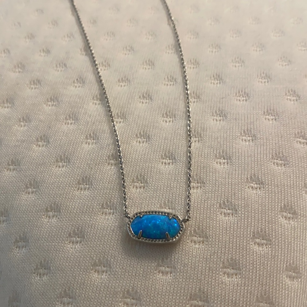 Kendra Scott Necklace